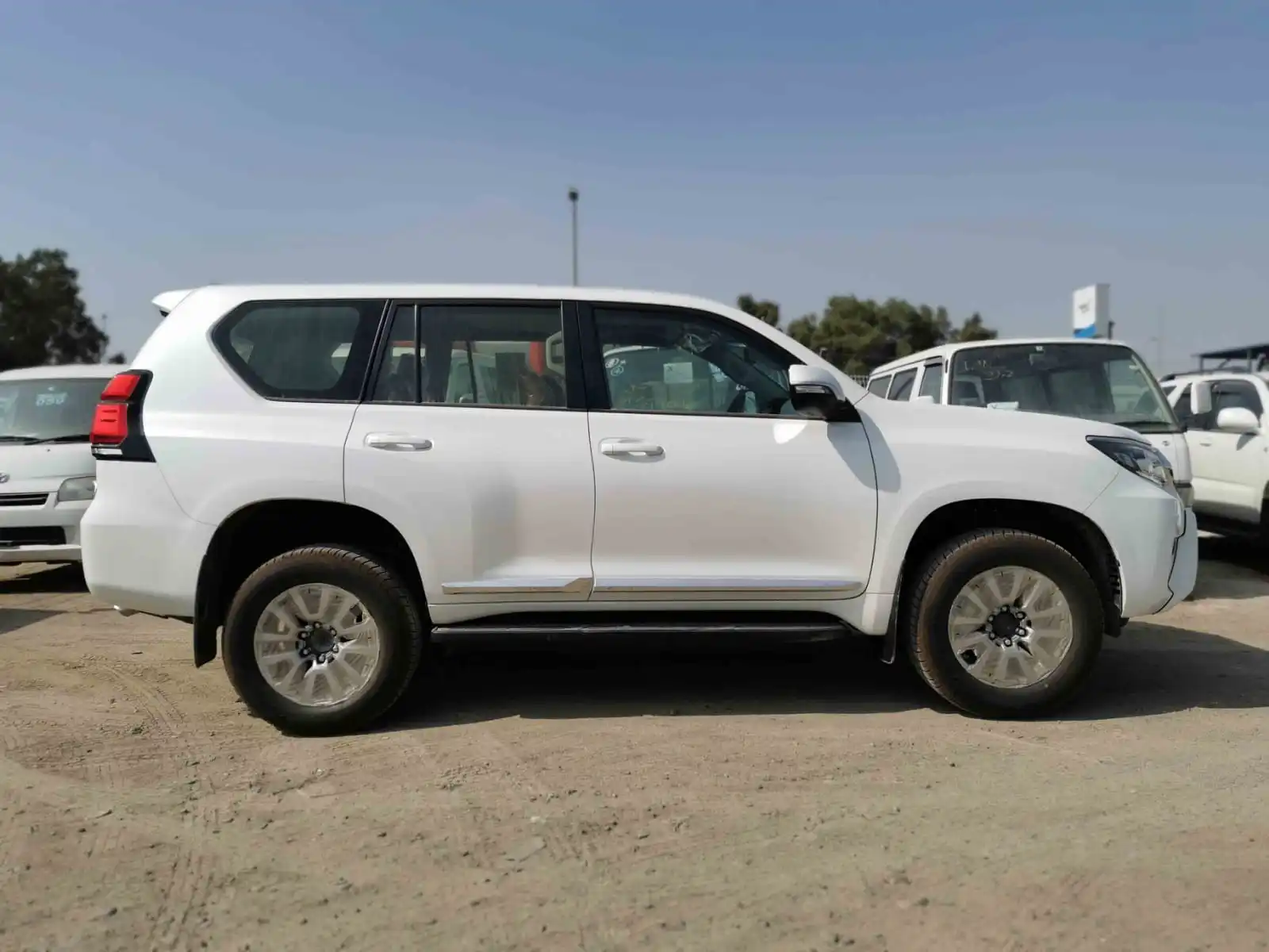 Используемая 2020 игрушка ota Land Cruiser prado VXR 2.7L для продажи