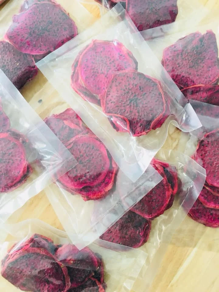 Soft Dried White/Red Dragon Fruit / Pitaya Fruit for export 2022 (Mobile/ WA: 0084 866 078 412 Joyce)