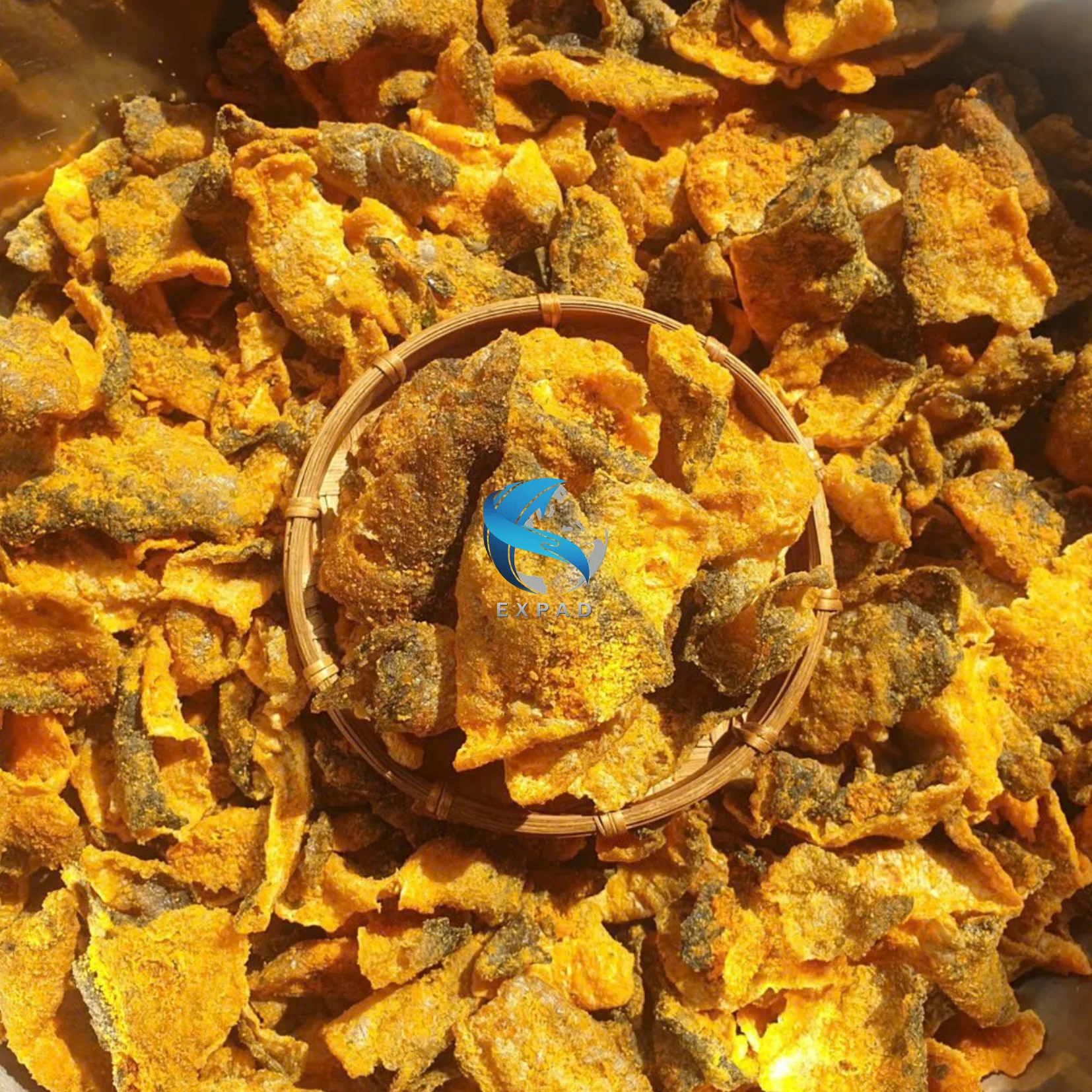 SALT EGG SALMON SKIN / HIGH QUALITY DELICIOUS FISH SKIN EXPORTED AT COMPETITIVE PRICE