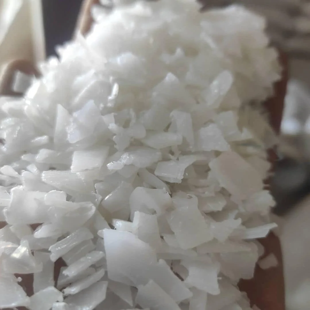 hdpe milk Bottle regrind washed and ready for supply