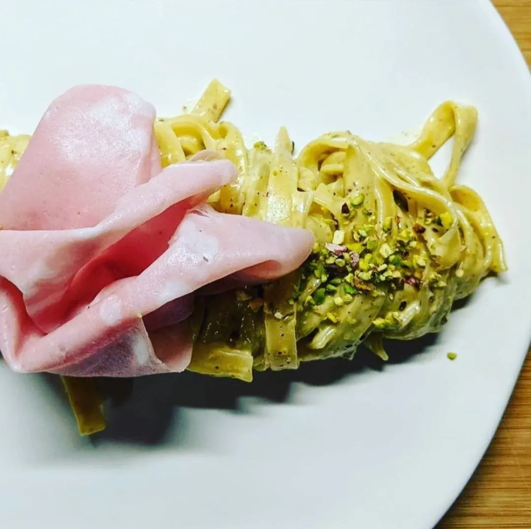 Best Quality Made in Italy Pistachio Pesto 65% jar 500g for cooking