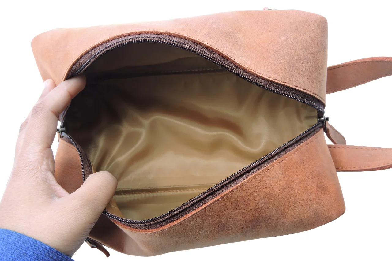Customised Genuine Leather Travel Shaving Makeup Bag Dopt Kit Organizer Distressed Tan Toiletry Kit Bag