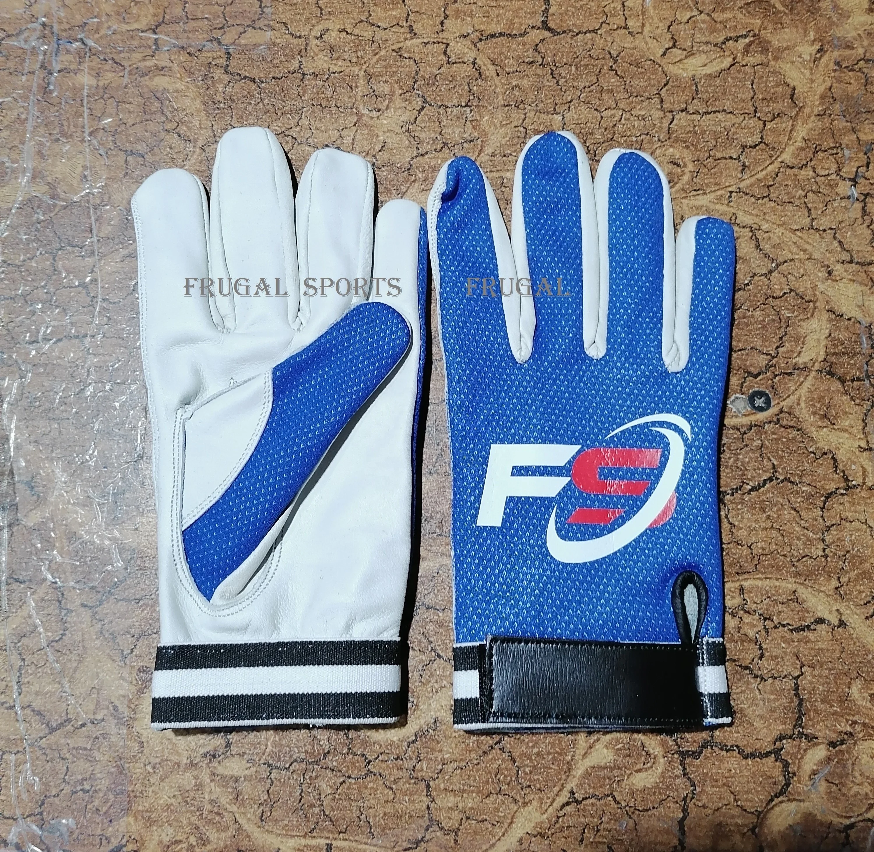 Skydiving Gloves With Embroidery Logo  Custom print logo Gloves for skydivers leather palm back wind stopper