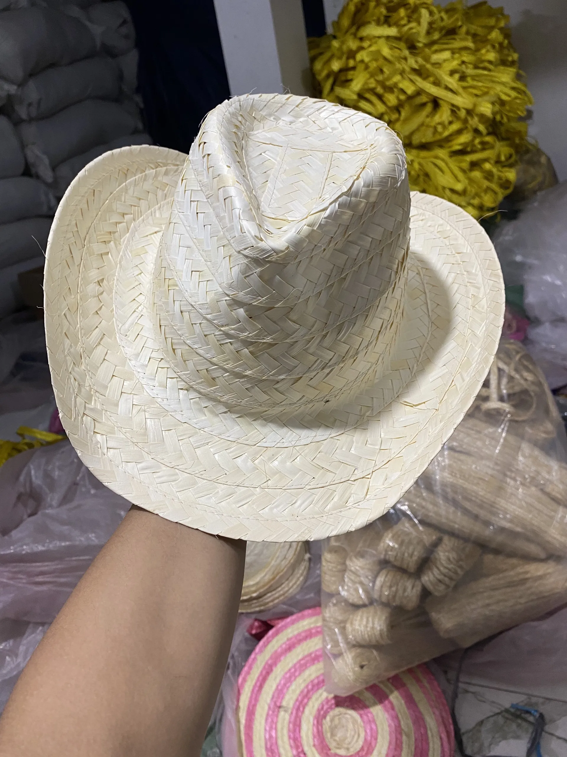 Top One Grass In Vietnam Ladies Straw Hat/Sunscreen travel seaside vacation beach straw hat