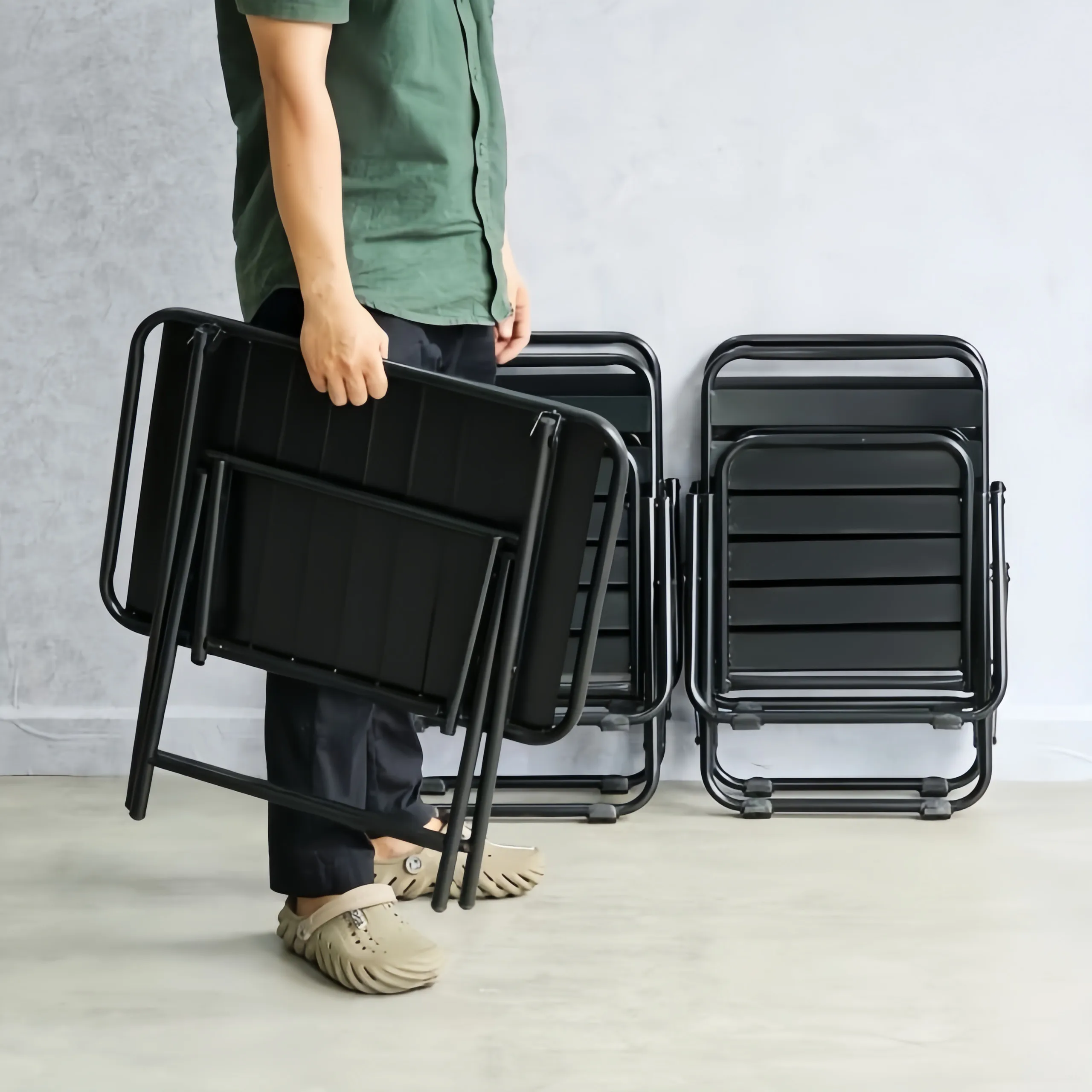 Wholesale Easy Assemble Antique Iron Tolixs Stackable Restaurant Metal Dinning Chair