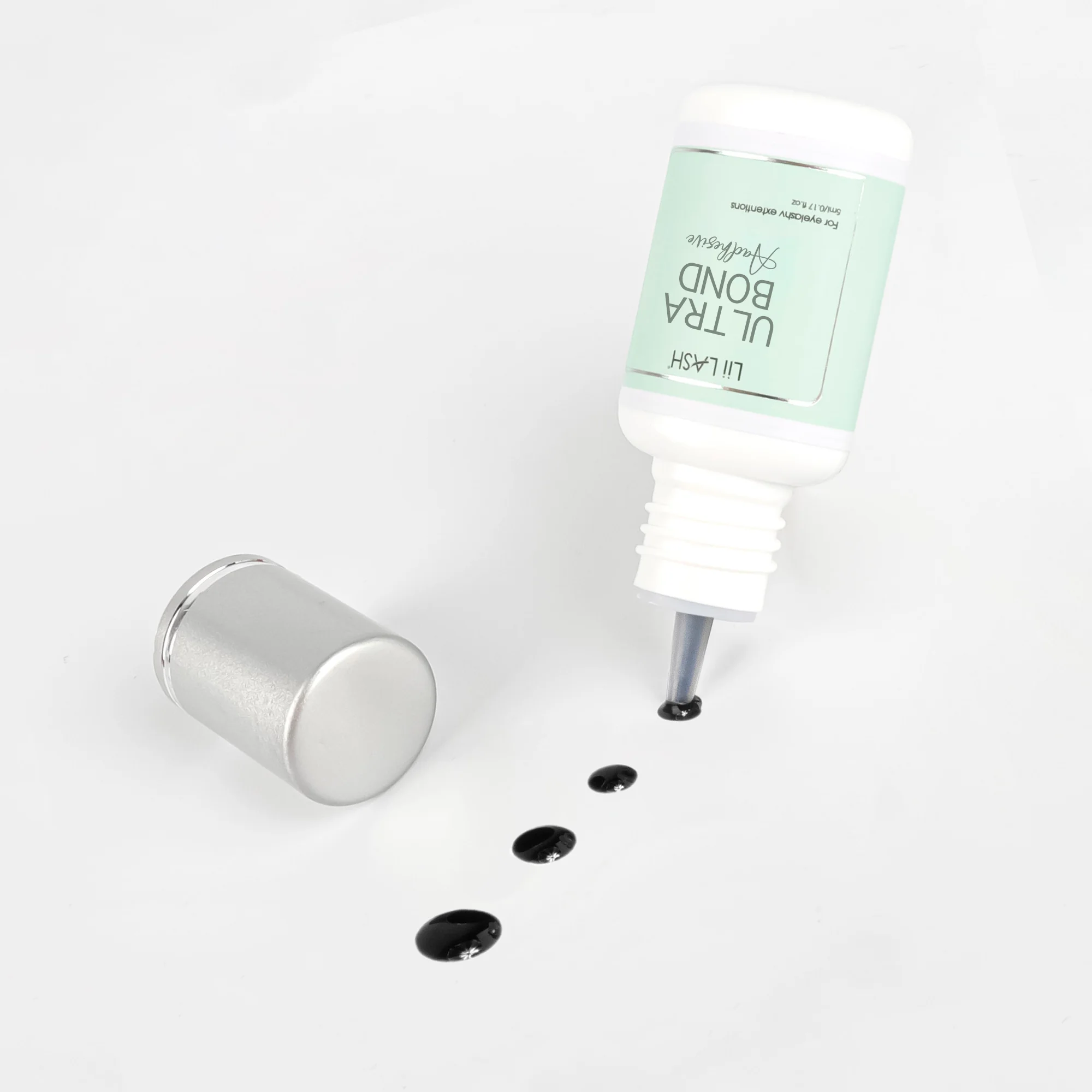 Fast dry strong adhesive lash bond ultra bond lash adhesive all humidity custom logo lash glue eyelash adhesive wholesale