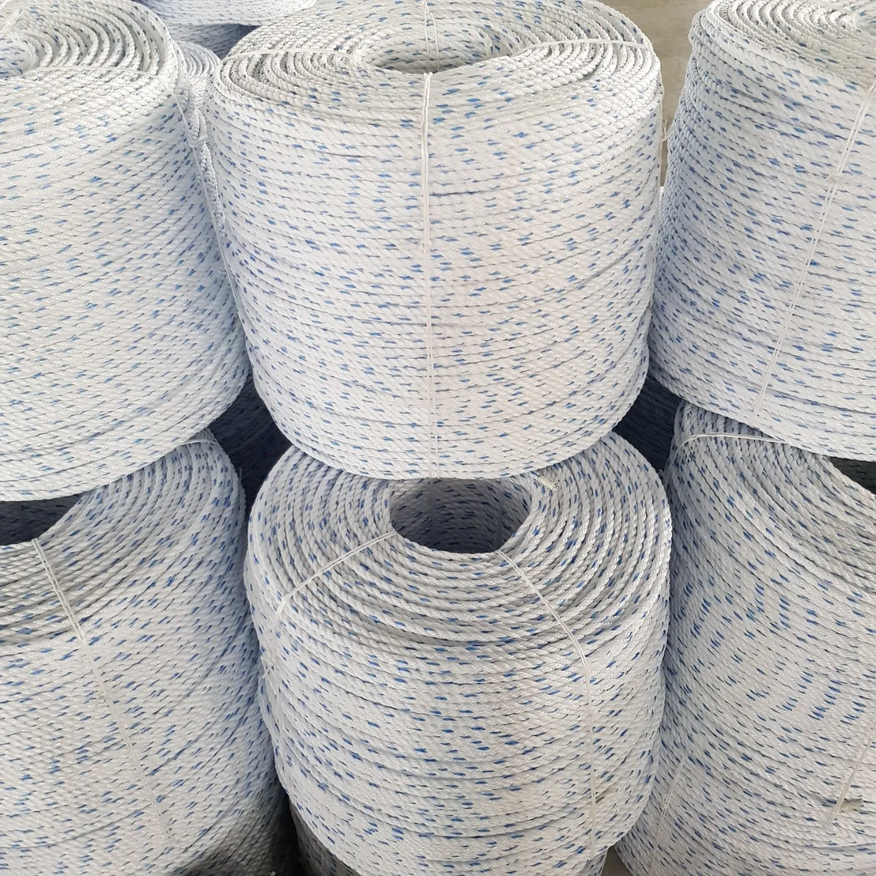 Best quality Polypropylene Twisted Rope Made in Vietnam, Wholesale 3 Strands 10mm PP Danline Rope UV Protected pp rope 10mm