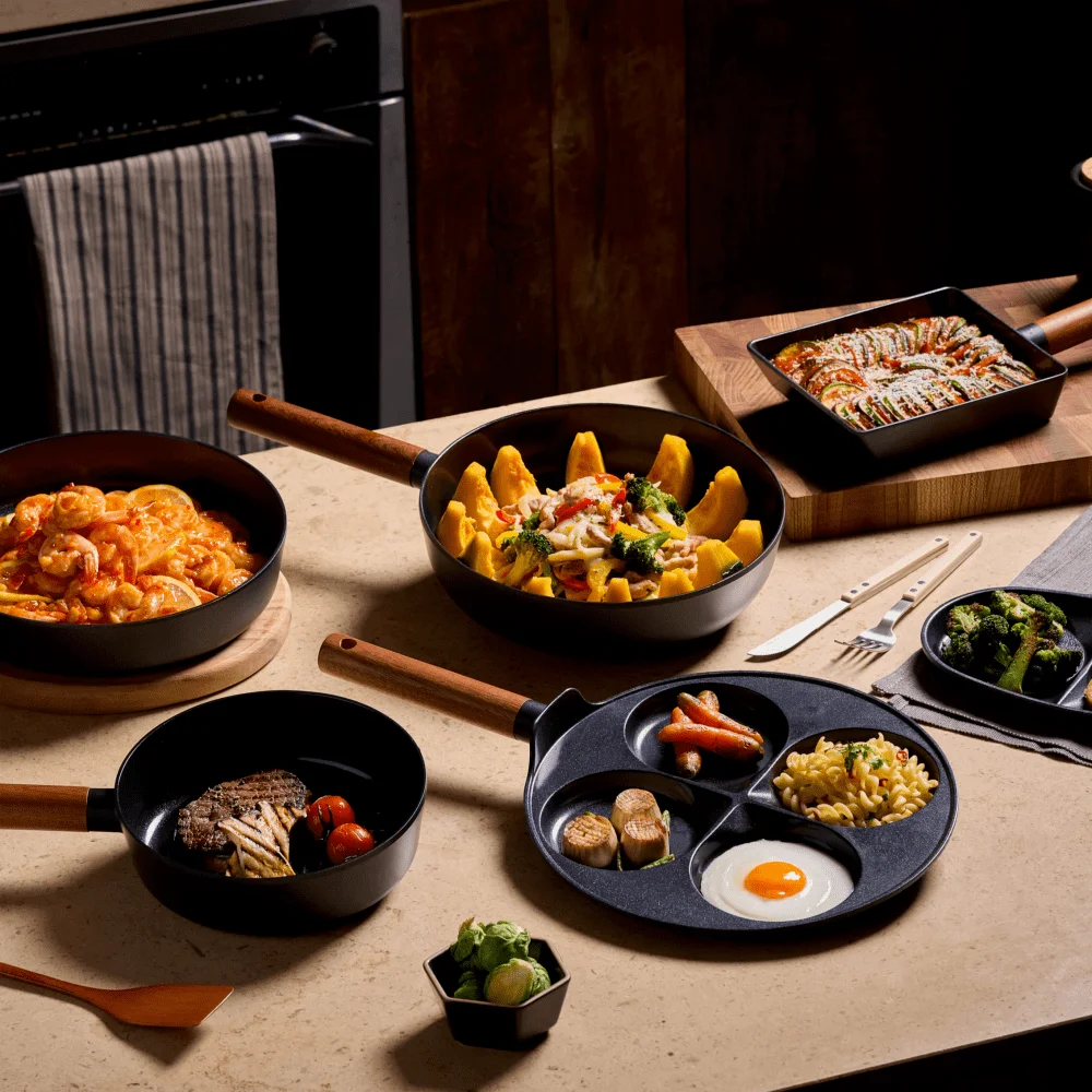 TrueCook Premium Cookware Set 8 Types Black Collection with Canadian Maple Wood Handle