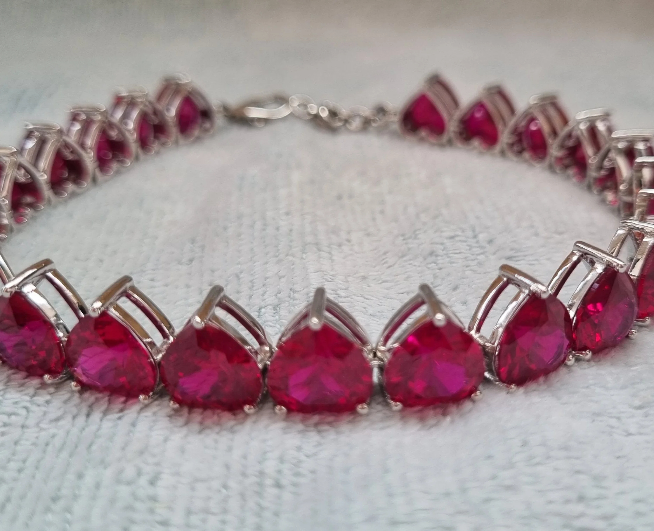 10 MM Beautiful Red Ruby Heart Anklet With Lobster Claw Style Chain Prongs |190 Ct | 44 Pcs| Red Ruby Heart Shape (pair)