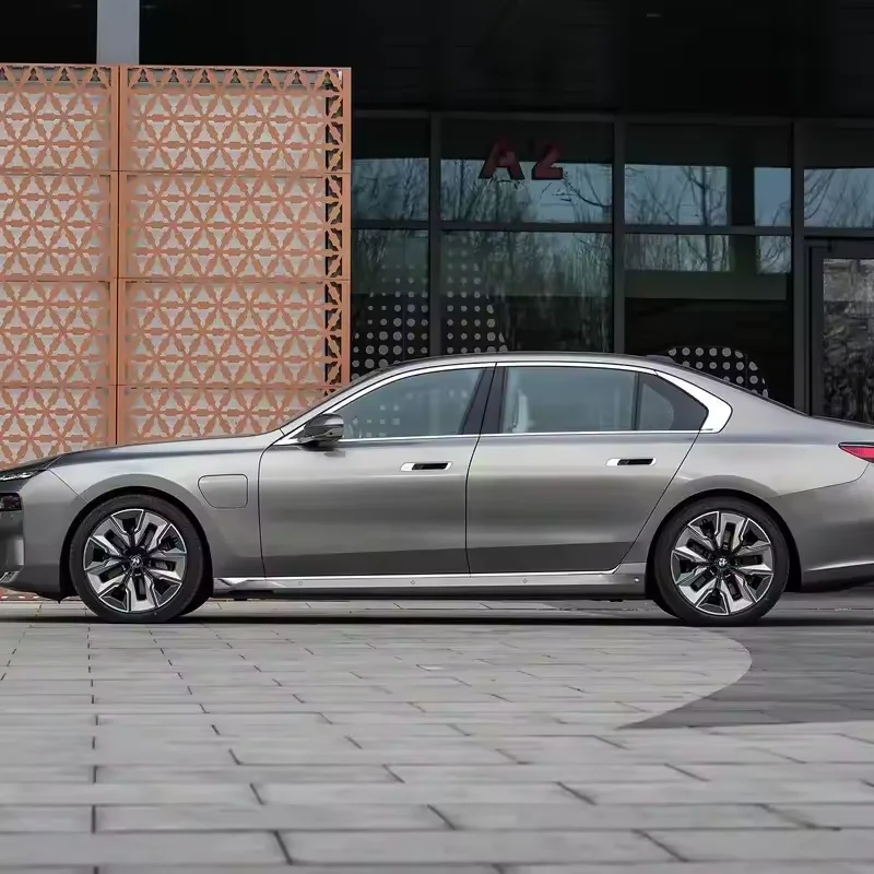 New energy vehicle for BMW i7 2023 xDrive60L luxury package car seats adult electric vehicles