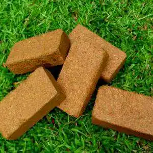 Wholesale Exporters and Manufacturers for High Quality Coco Peats made from Coconut Husks Available with Well Customized Packing
