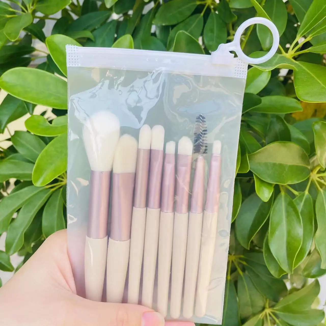 8pcs High Quality Nylon Hair Vegan Makeup Brush Set Custom Logo Wholesale for Face and Eye Powder Foundation