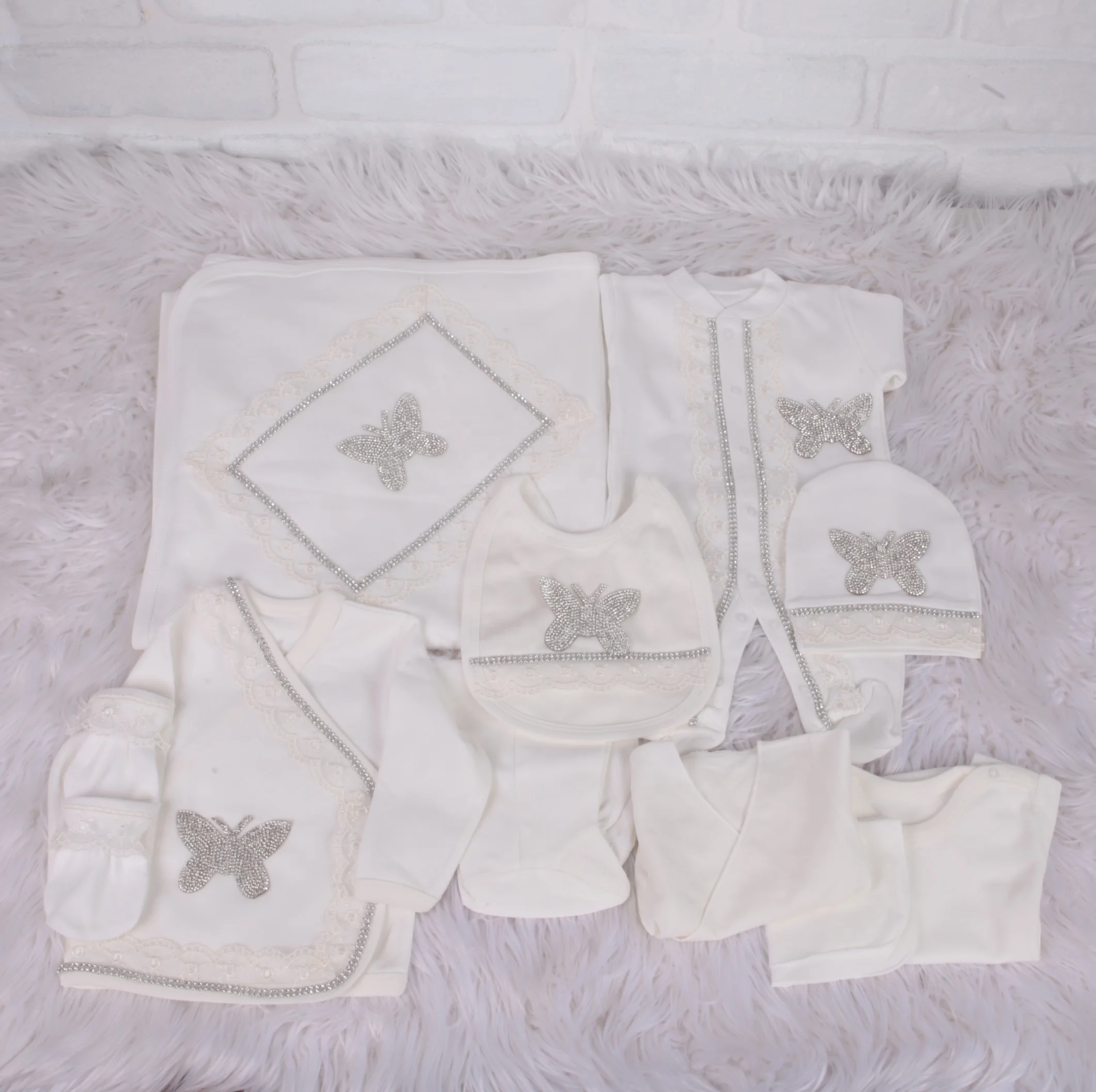 High Quality Modern Wholesale Custom 100% Cotton Long Sleeve Bamboo Bubble New Born Baby Gift 10 pieces Set White Crowned