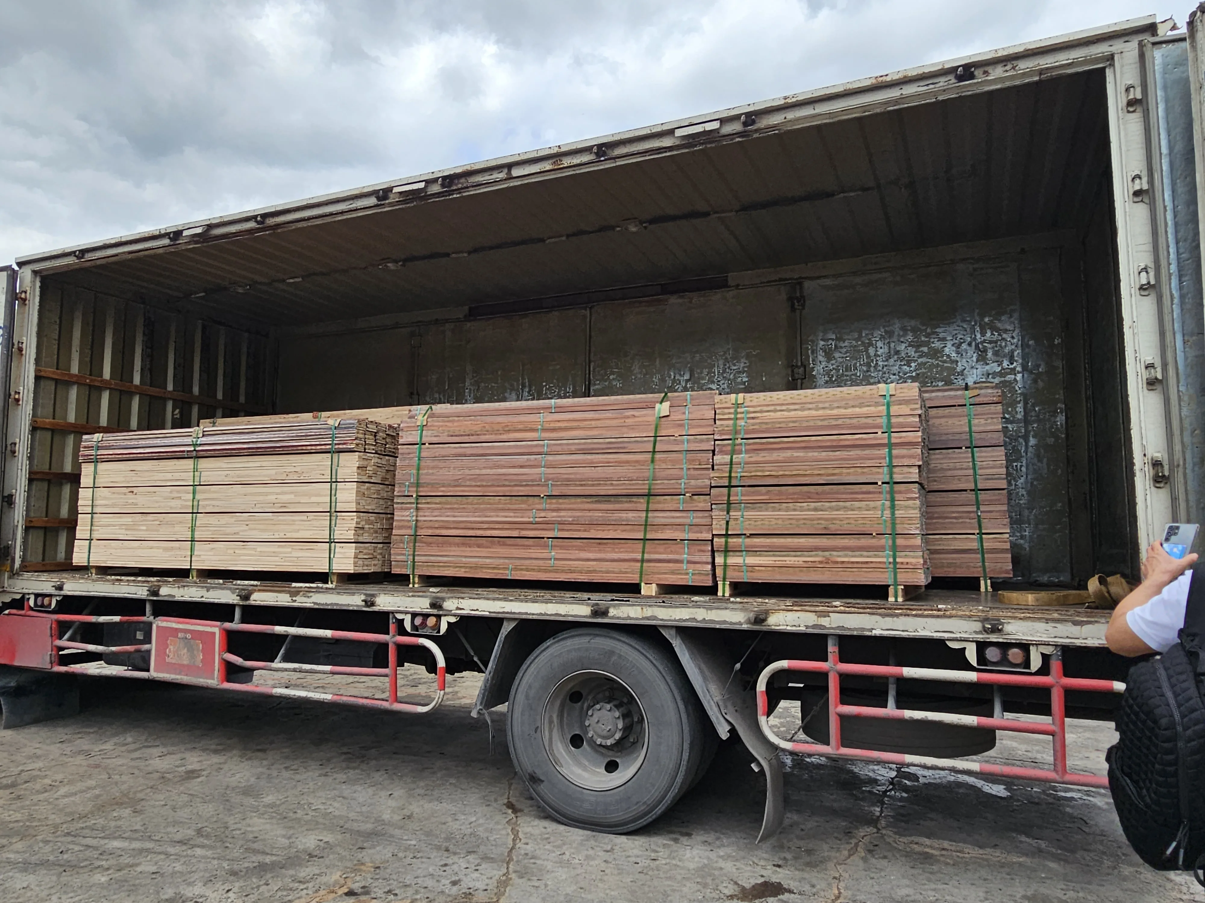 Beautiful luxury hard wood for construction export excellent quality construction