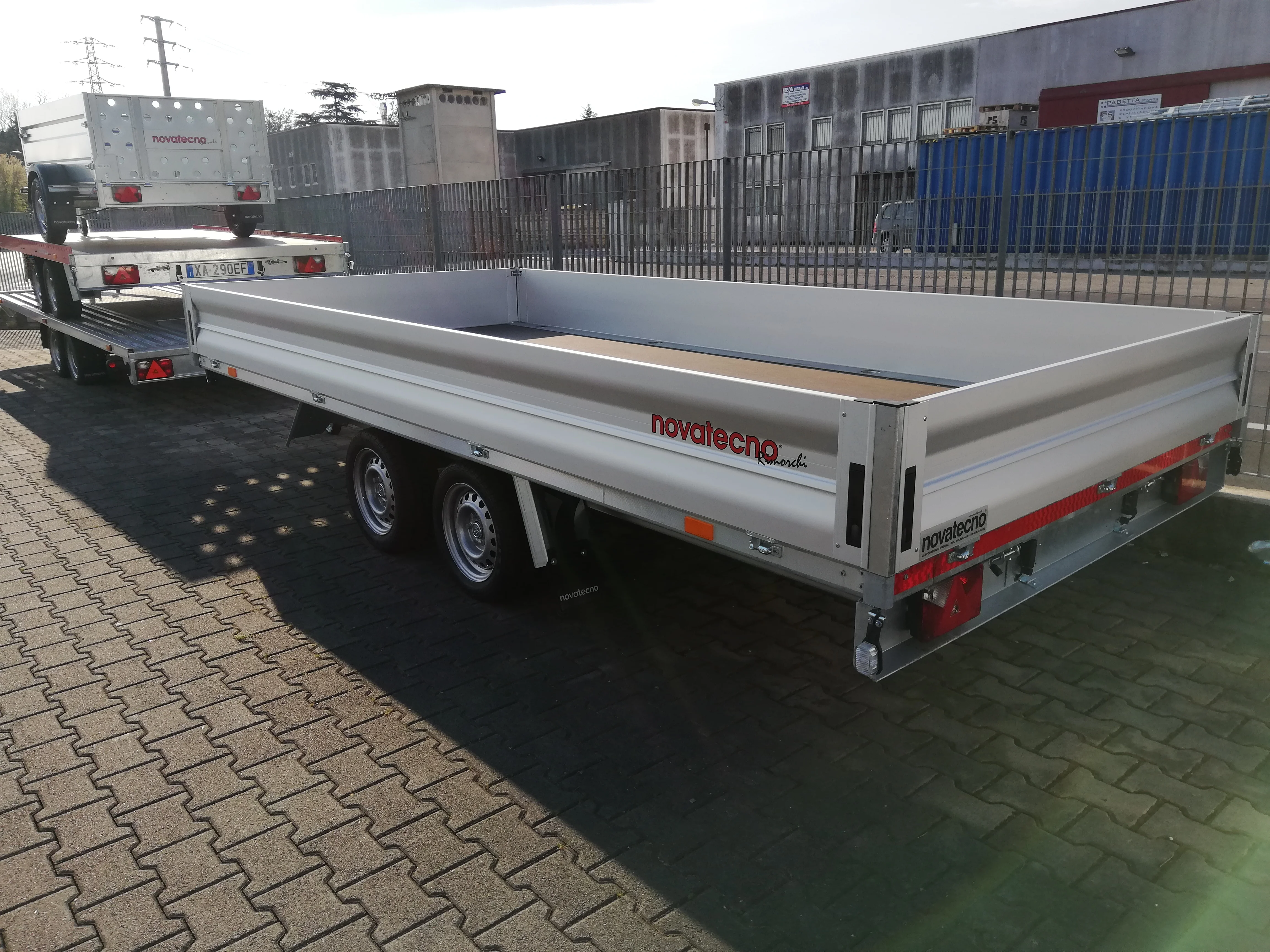 italian quality compact rear tipper trailer 327 UNI 420T ideal for work and leisure