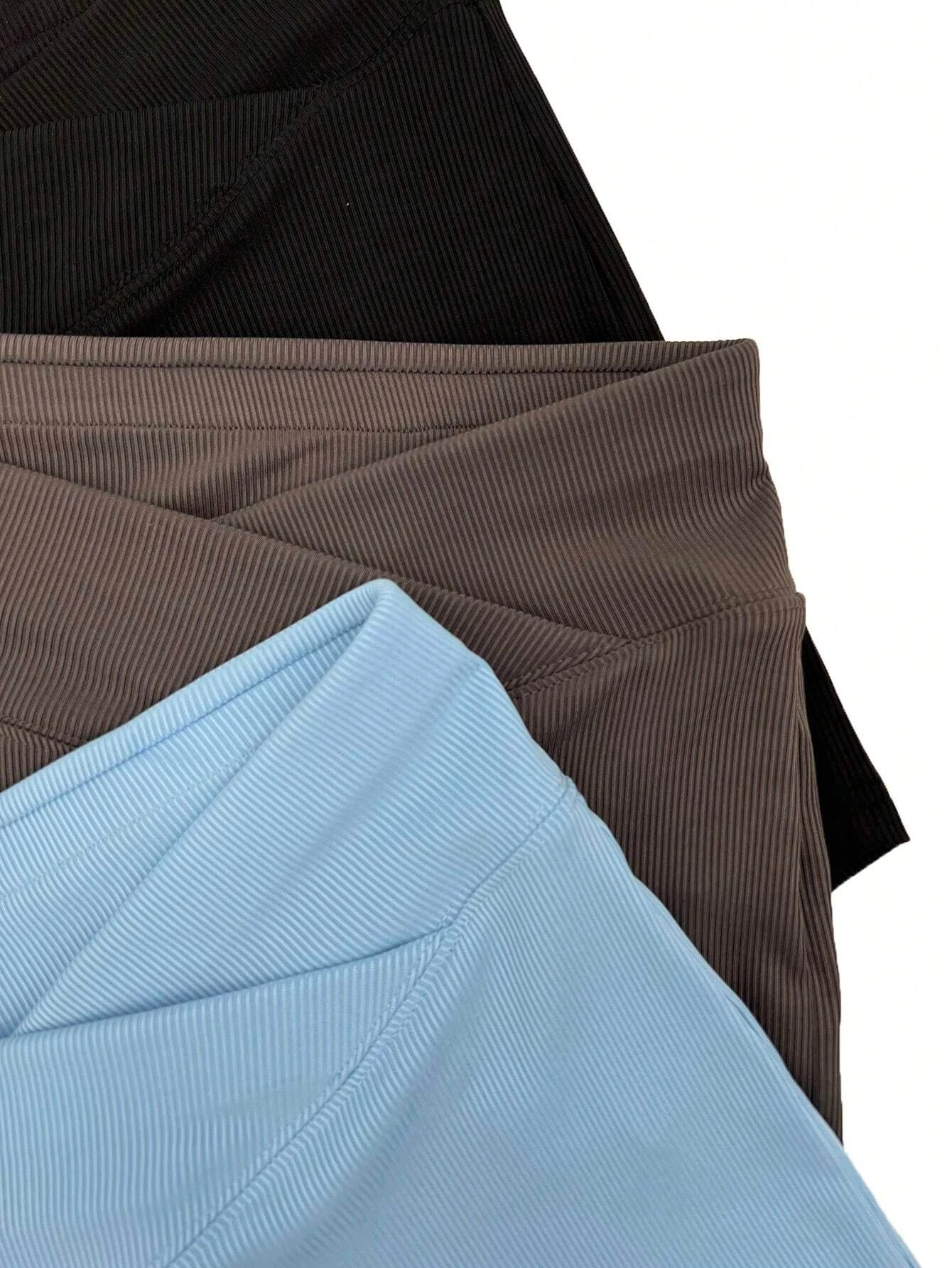 Short GYM Leggings for Women in Elastic Fabric With Full Customization Made by Custom Demand With Own Logo