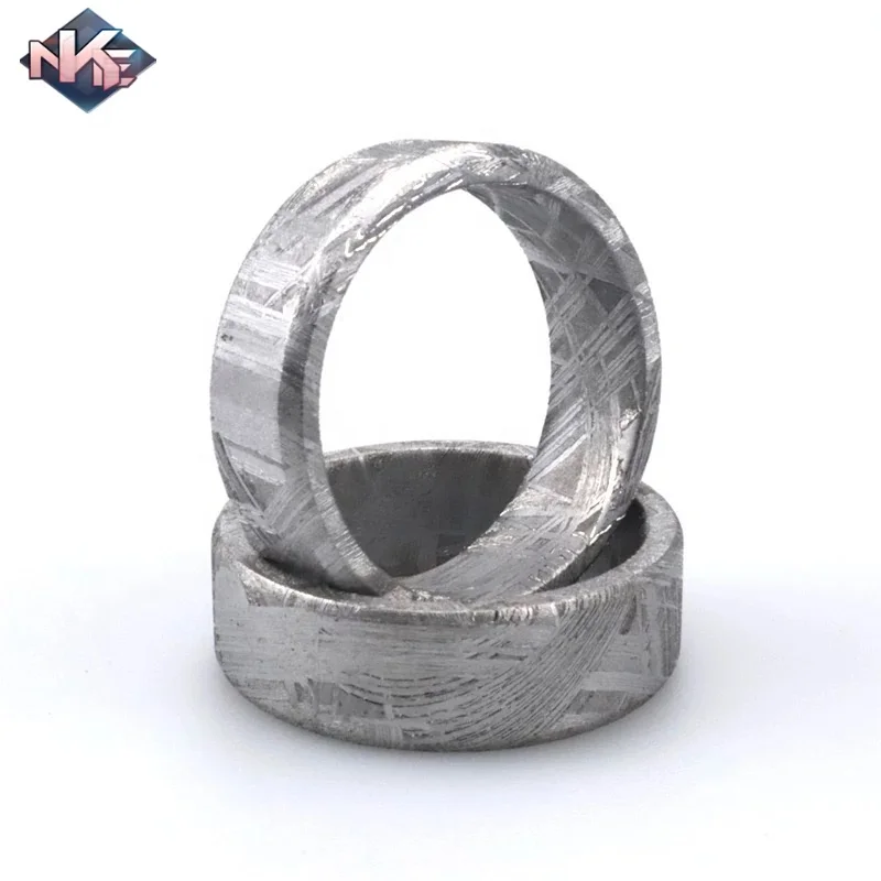 Wholesale Unique Crafts 8mm Beveled Textured Real Natural Muonionalusta Iron Meteorite Ring For Men