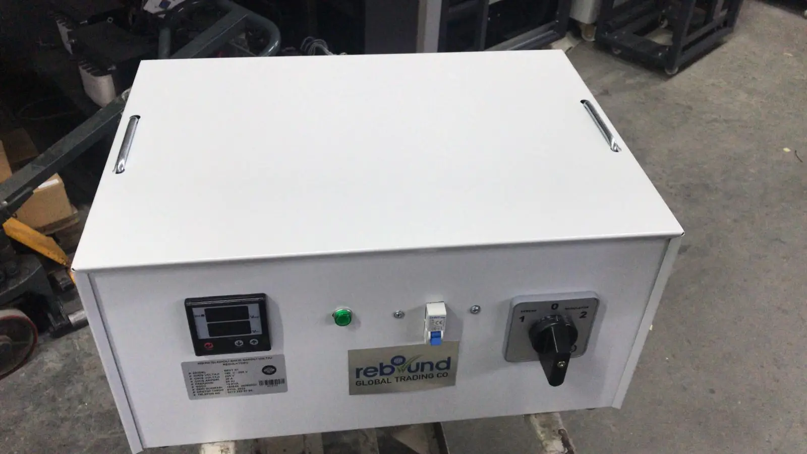 Single Phase 50 KVA Servo Motor Voltage Regulator Stabilizer 160 -250 V/220 V Aluminium and Copper Version
