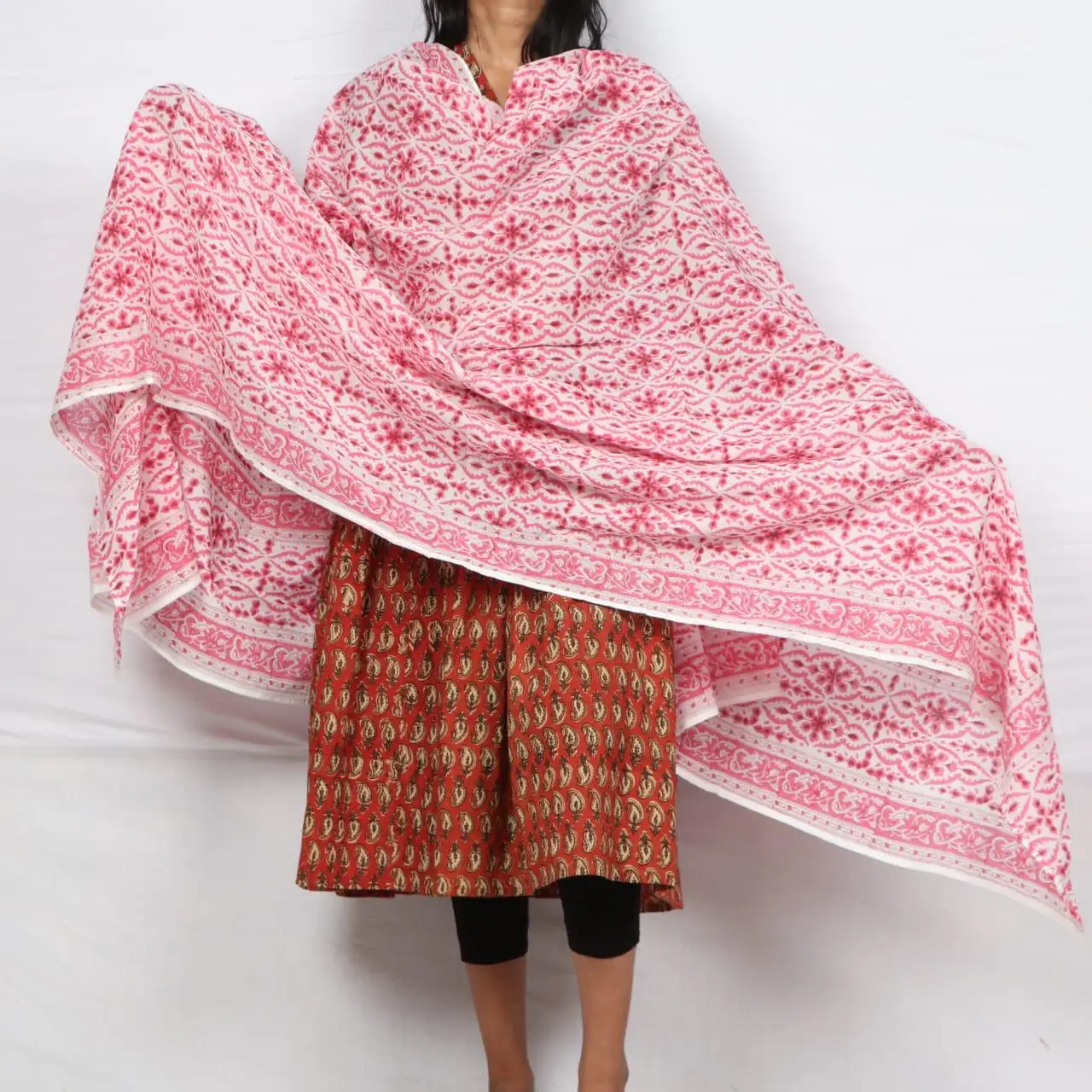 Indian Manufacturer Handmade Printed Casual Wear Pure Cotton Women New Print Long Stoles Dupatta
