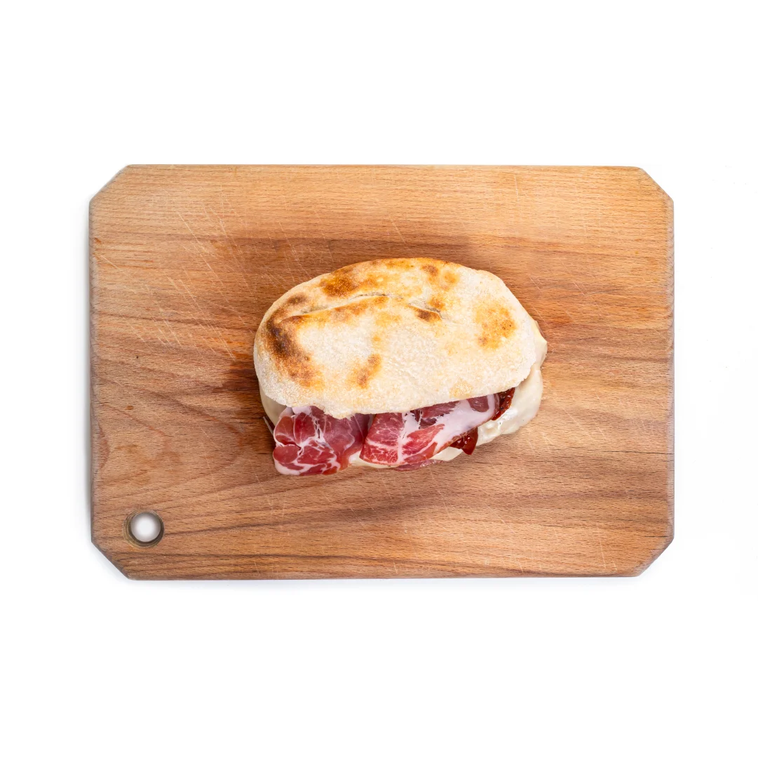 Итальянская еда ремесленника, готовая запеченная Panizza см 20x10 120 г, чтобы быть украшенной и запеченной в духовой печи и замороженной