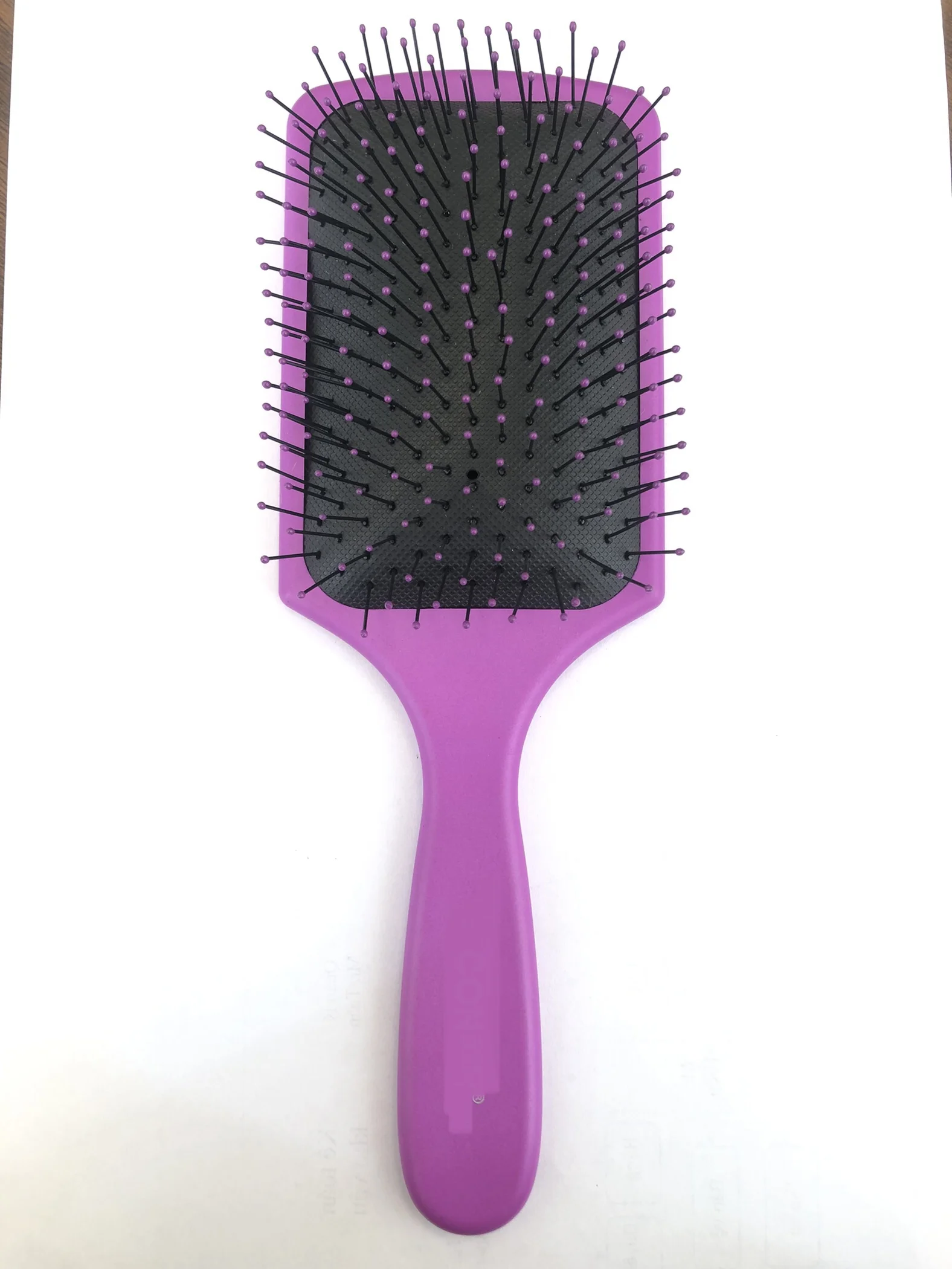 Wholesales Plastic Hair Brush with Paddle Hair Accessories Regular Size Plain Color Custom Packing Detangle Hair Comb