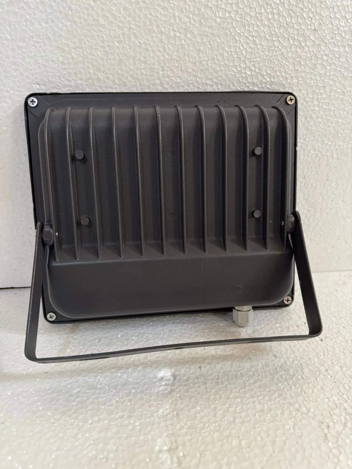 Direct Manufacturers High Power Flood lights IP65 for stadium streets garden outdoor area waterproof 200W good quality packaging