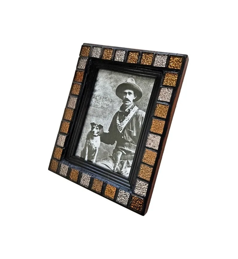 Handmade Nature-Inspired Resin Frame Semi-Precious Stones and Resin Gemstone Mosaic Picture Frame