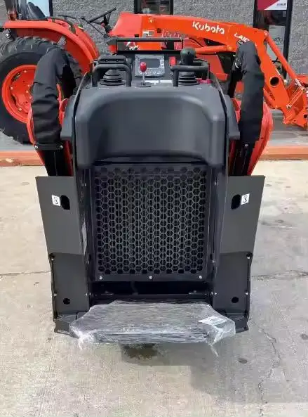 Мини-погрузчик Kubota SCL 1000 доступен для продажи по оптовой цене и с доставкой всему миру
