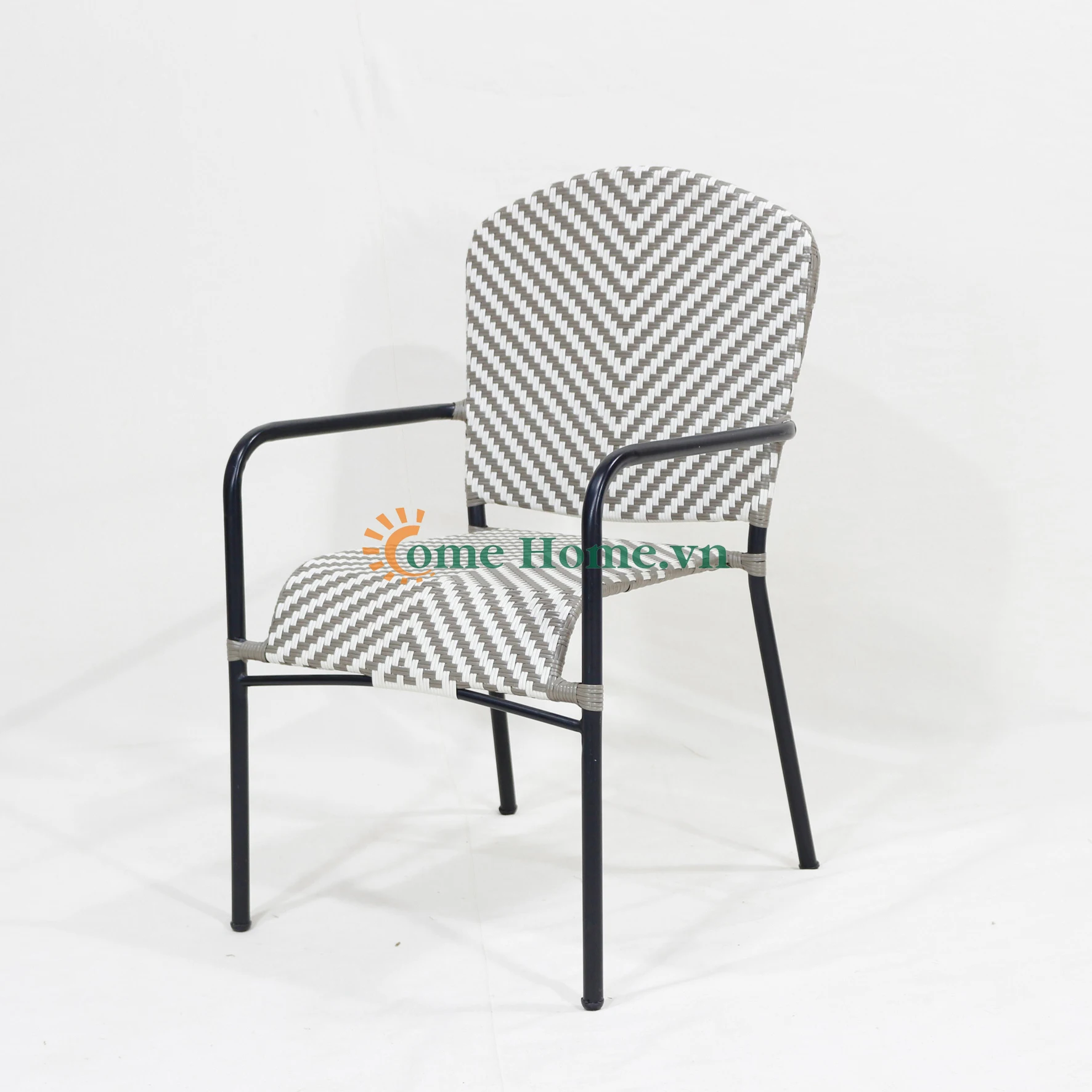 CH factory- Stylish Garden Chair Set with Weather-Resistant Fabric and Ergonomic Design