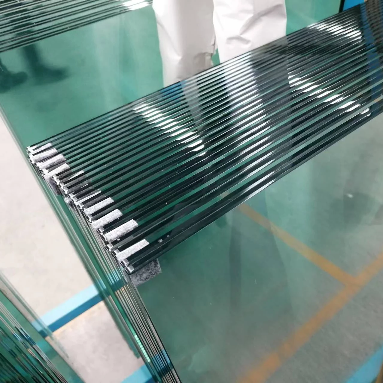 shandong glass 12.76mm 17.52mm heat strengthened laminated furnace laminated glass