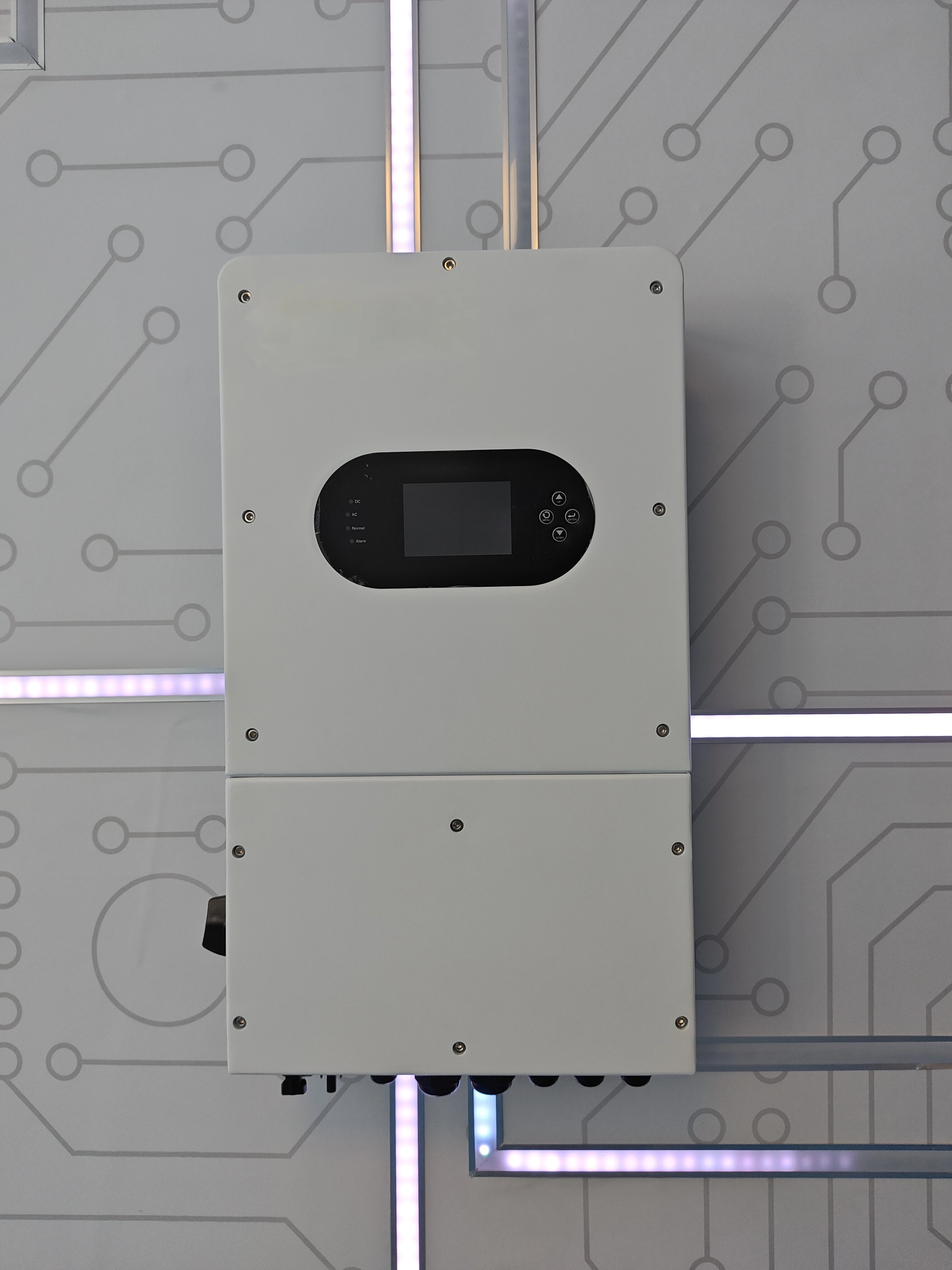Солнечный инвертор 6 кВт однофазный Гибридный KD0060G-SPM-EU IP 65 для домашнего использования