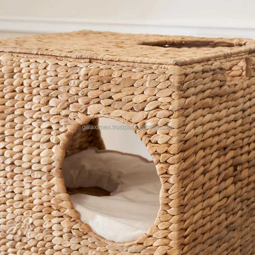 Cheapest natural water hyacinth handwoven pet bed seagrass wicker dog cat bed with cushion eco friendly from Handicraft Factory