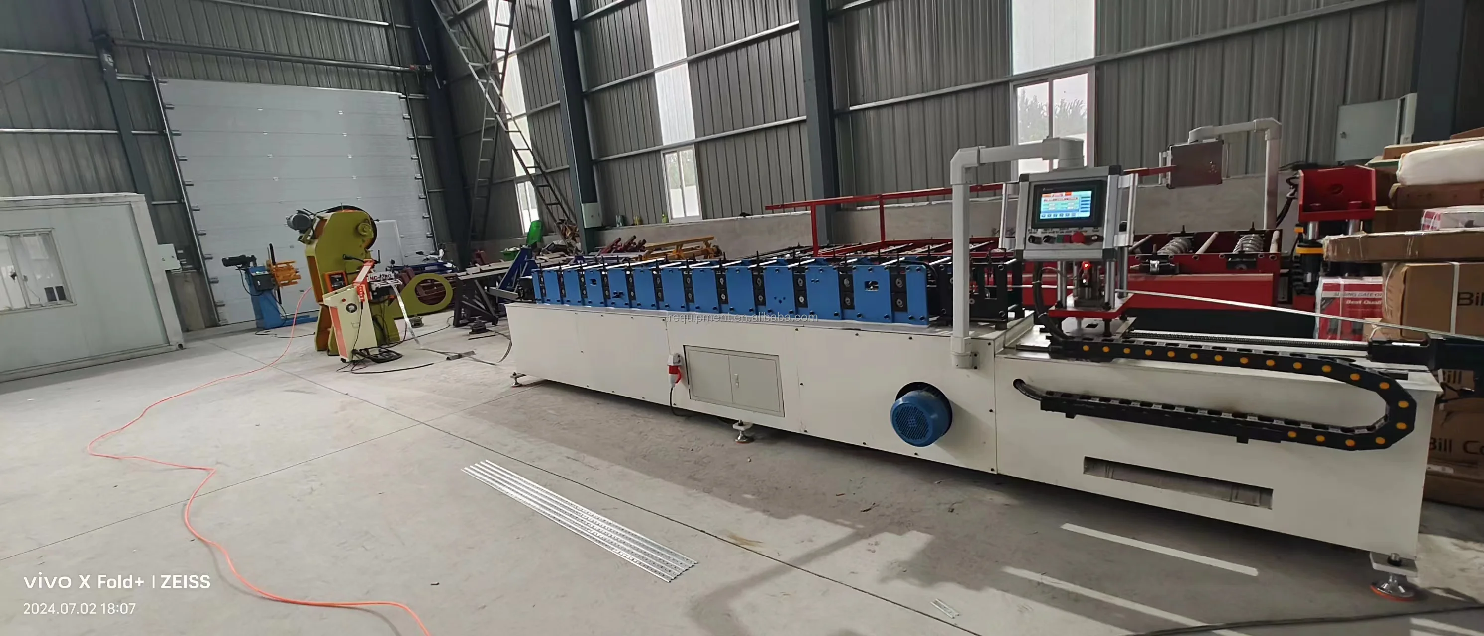 Omega Type Furring Channel Light Gauge Steel Roll Forming Machine for Steel Truss Machine