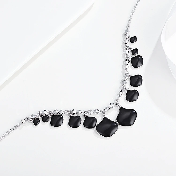 Modern Fashionable Collier Necklace Rhodium Plated Alloy Brass 925 Sterling Silver Material With Black Enamel Charms Party Jewel