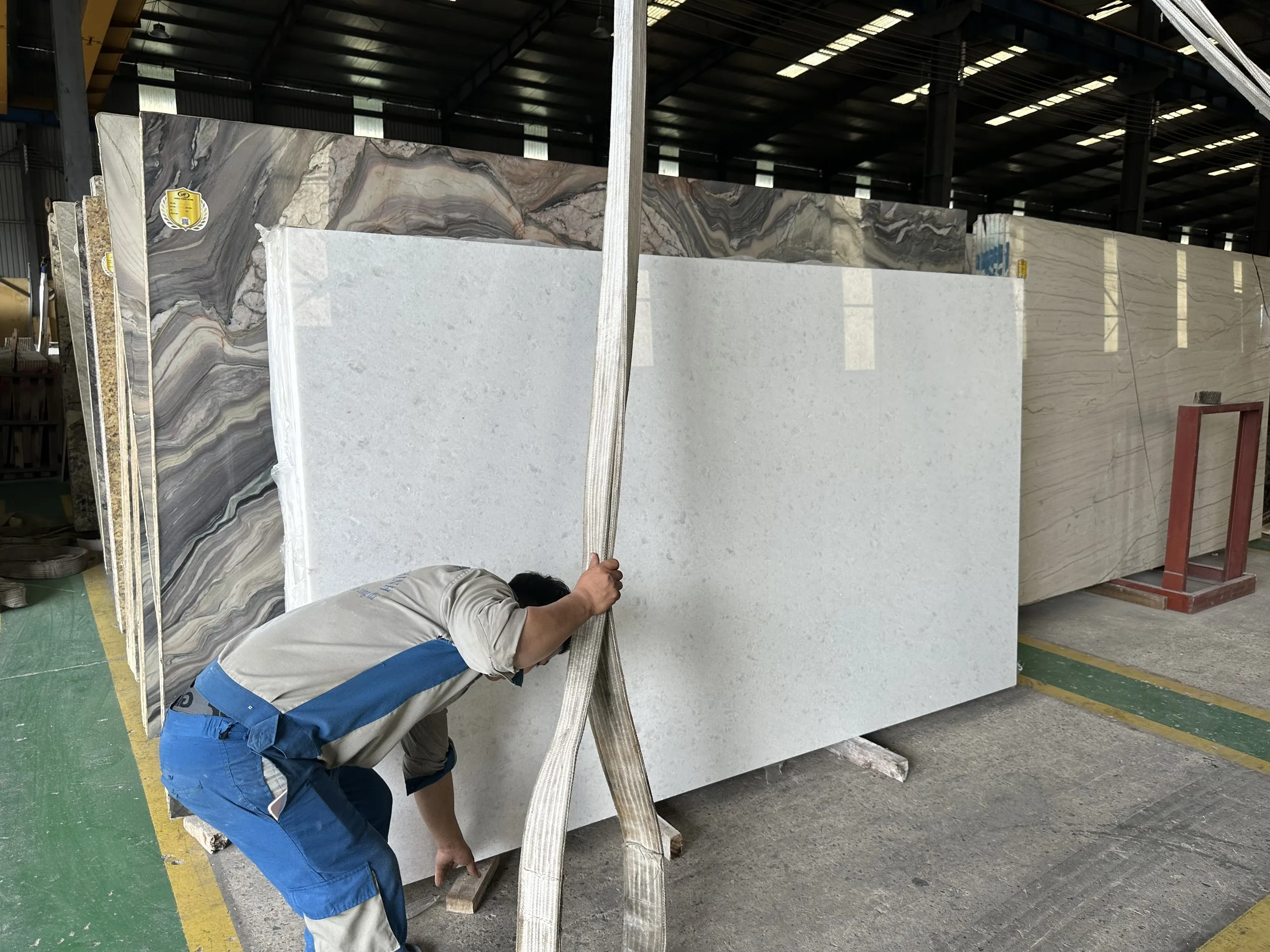 Super Pure Modern Design Polished Surface Tile High Quality Milky White Marble Slab Hotel Wall Flooring Big Slab Form Vietnam