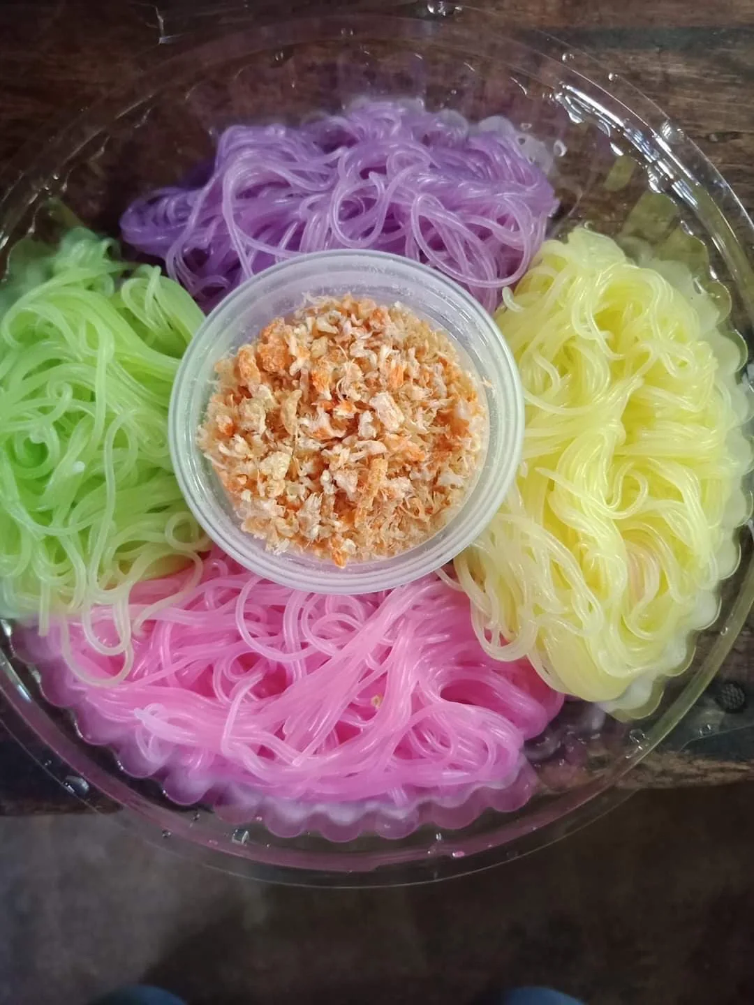 Duangjan Thai Dried Herbal Rice Noodles With 10 colors Made From Rice Flour And Thai Herbs