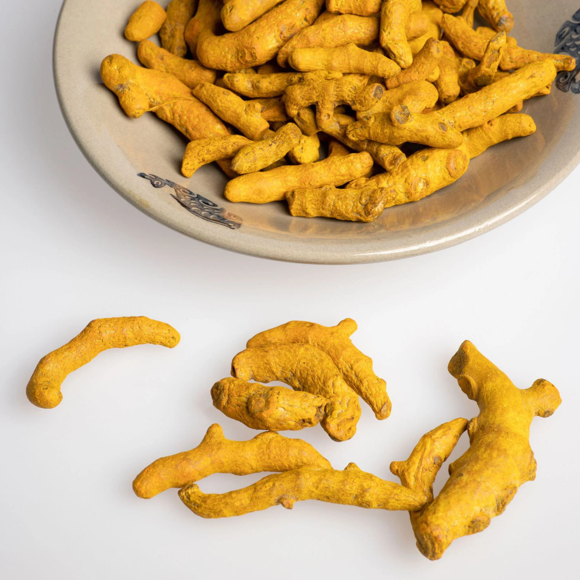 Доступная цена, натуральный органический порошковый экстракт куркумы, 95% экстракт корня куркумы, порошок куркумы из Индии