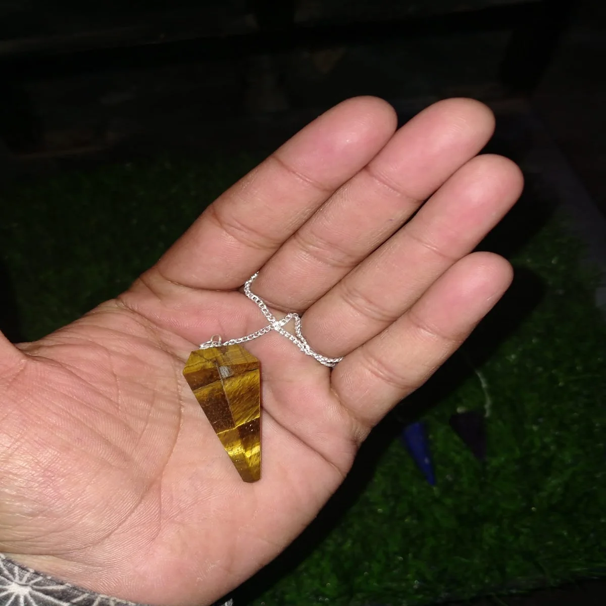 Wholesale Natural Crystals rainbow moonstone Pendulum:agate dowsing Pendulum: multi gemstone pendulum:crystal healingstone:craft