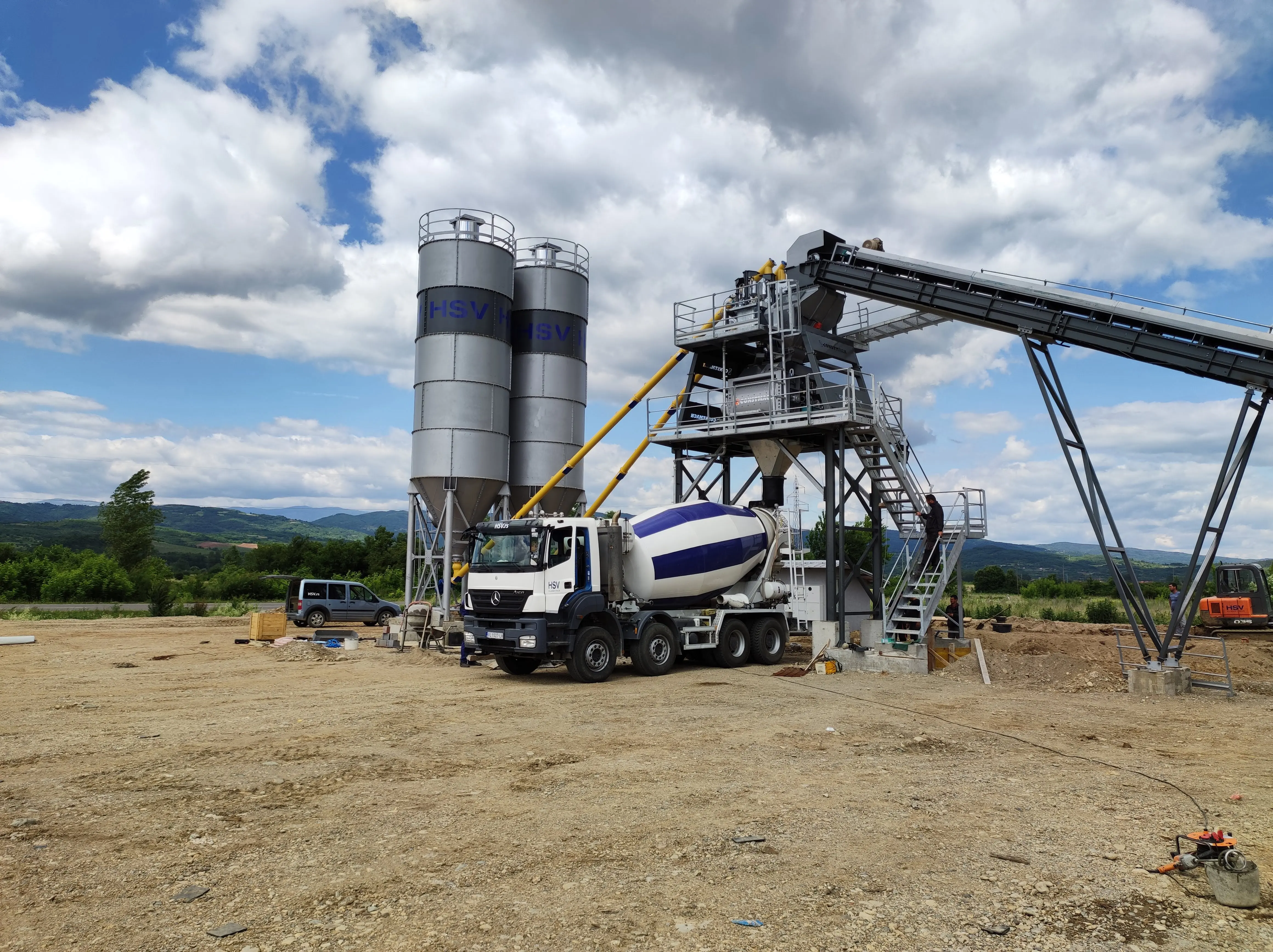 160 M3/h Capacity Concrete Batching Plant Manufacturing Plant Batching Machine CE ISO9001 CONSTMACH 68tonnes Electric 15 Days