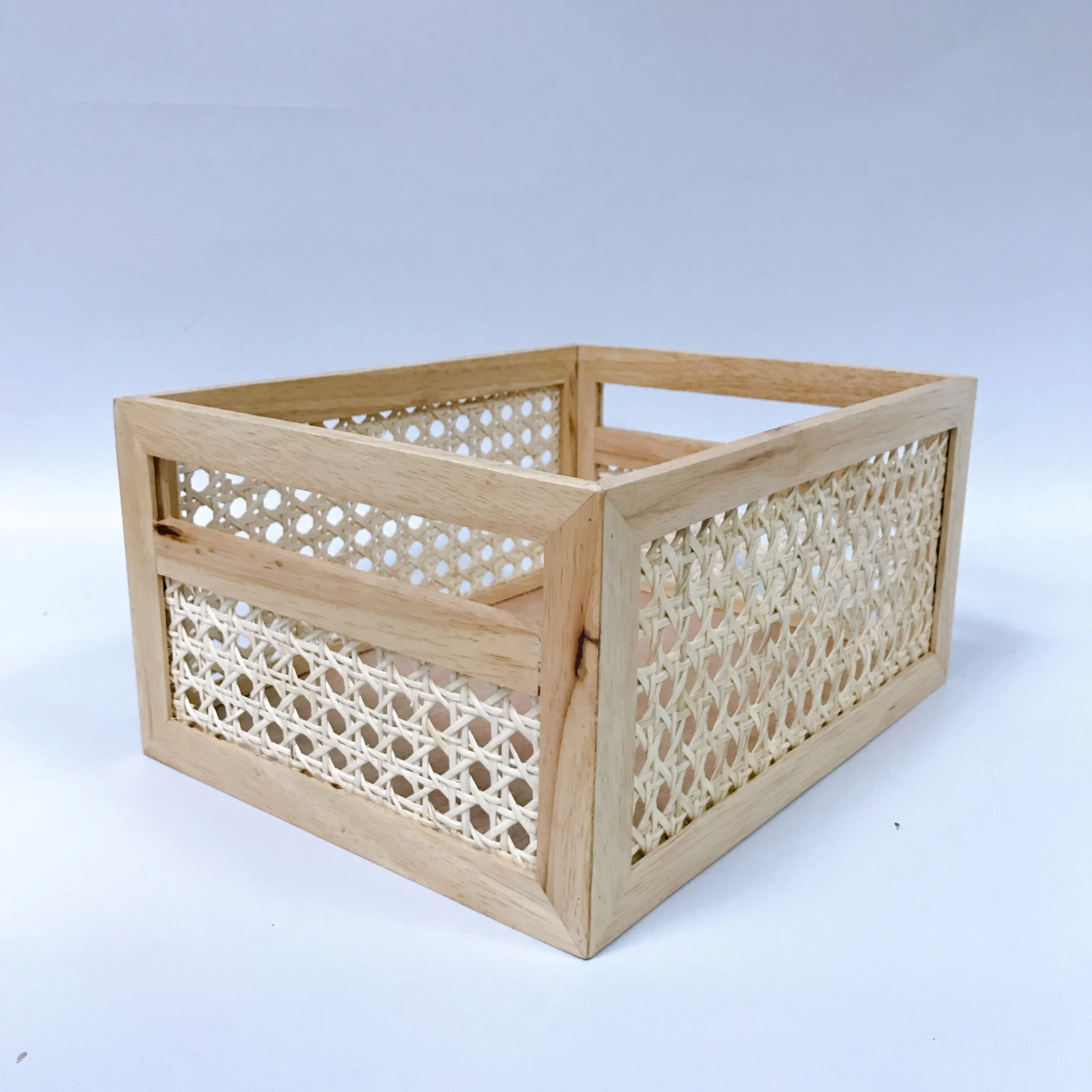 Vietnamese Hand-Woven Rattan Rectangular Storage Basket Decorative Laundry Bin for Kitchen or Home Use Boxed Handicrafts