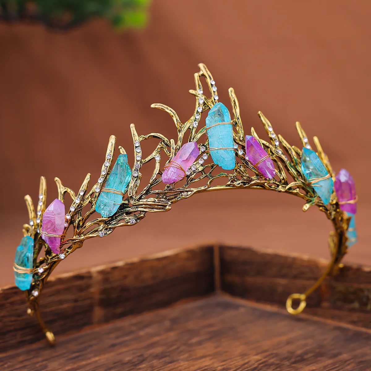 Vintage Natural Stone Bridal Crown Tiara Headband Handmade Hair Accessory For Wedding Party Halloween Costume