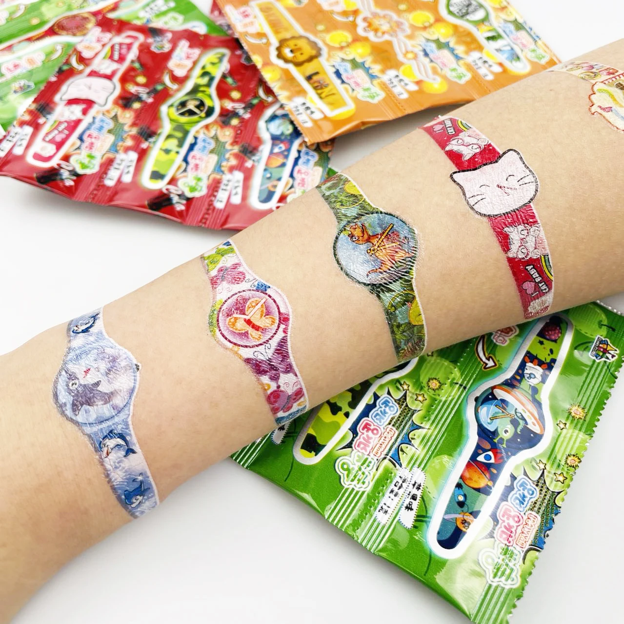 OEM ODM фруктовый ароматизатор всплывающие конфеты с часами игрушка для татуировки Халяль прыгающие конфеты сладкий Забавный