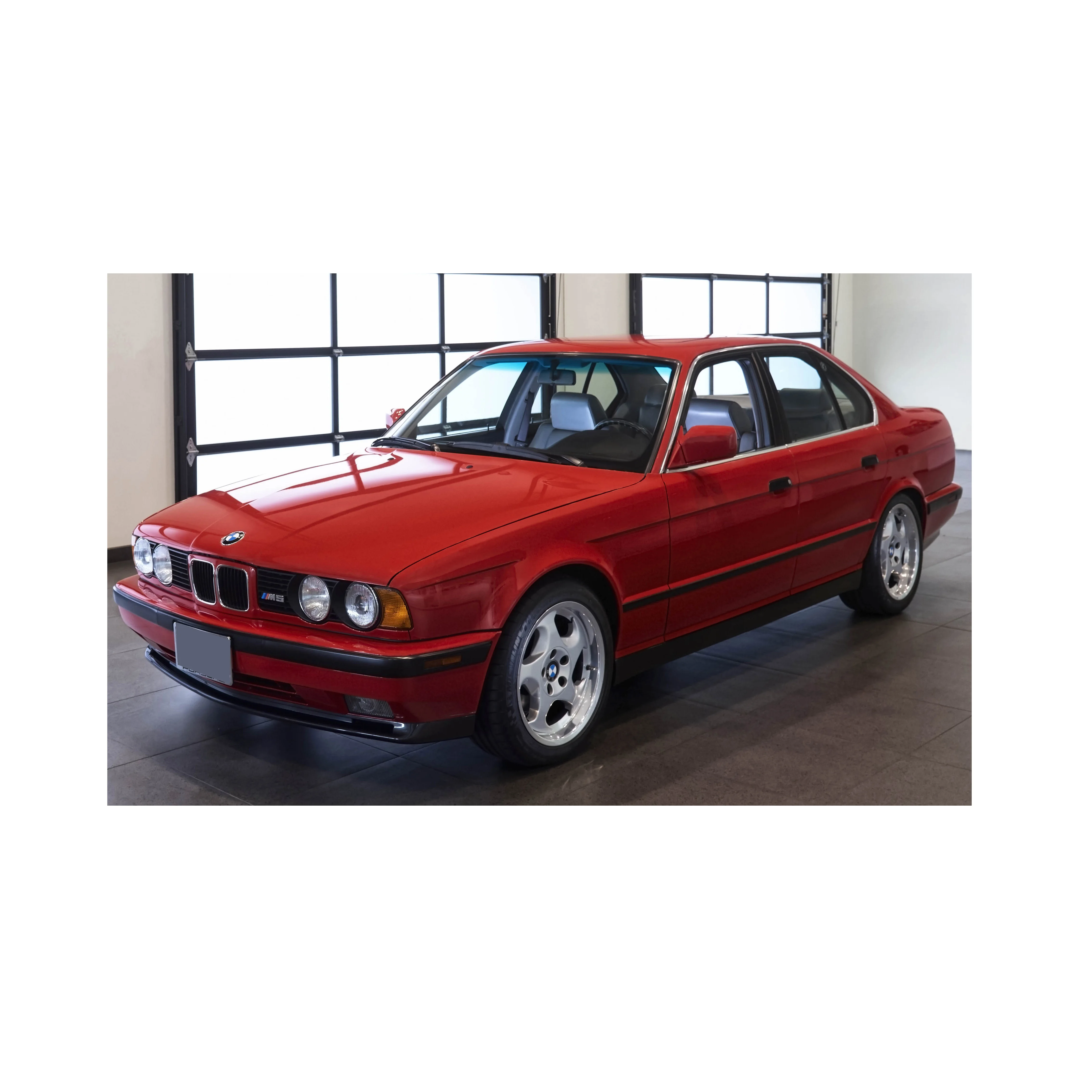 Классический седан BMW M5 E34 высокопроизводительный роскошный для энтузиастов ищущих сочетание элегантности и мощности доступно продажи