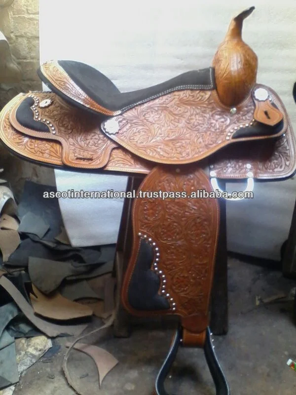 Custom Genuine Leather Dressage western Horse Saddle Beautiful carving outdoor sports horse racing equestrian all seasonal