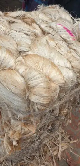 Top Quality & Low Price  Eco-Friendly 100% Natural Raw Jute Sustainable Jute Fiber 100% Export Oriented