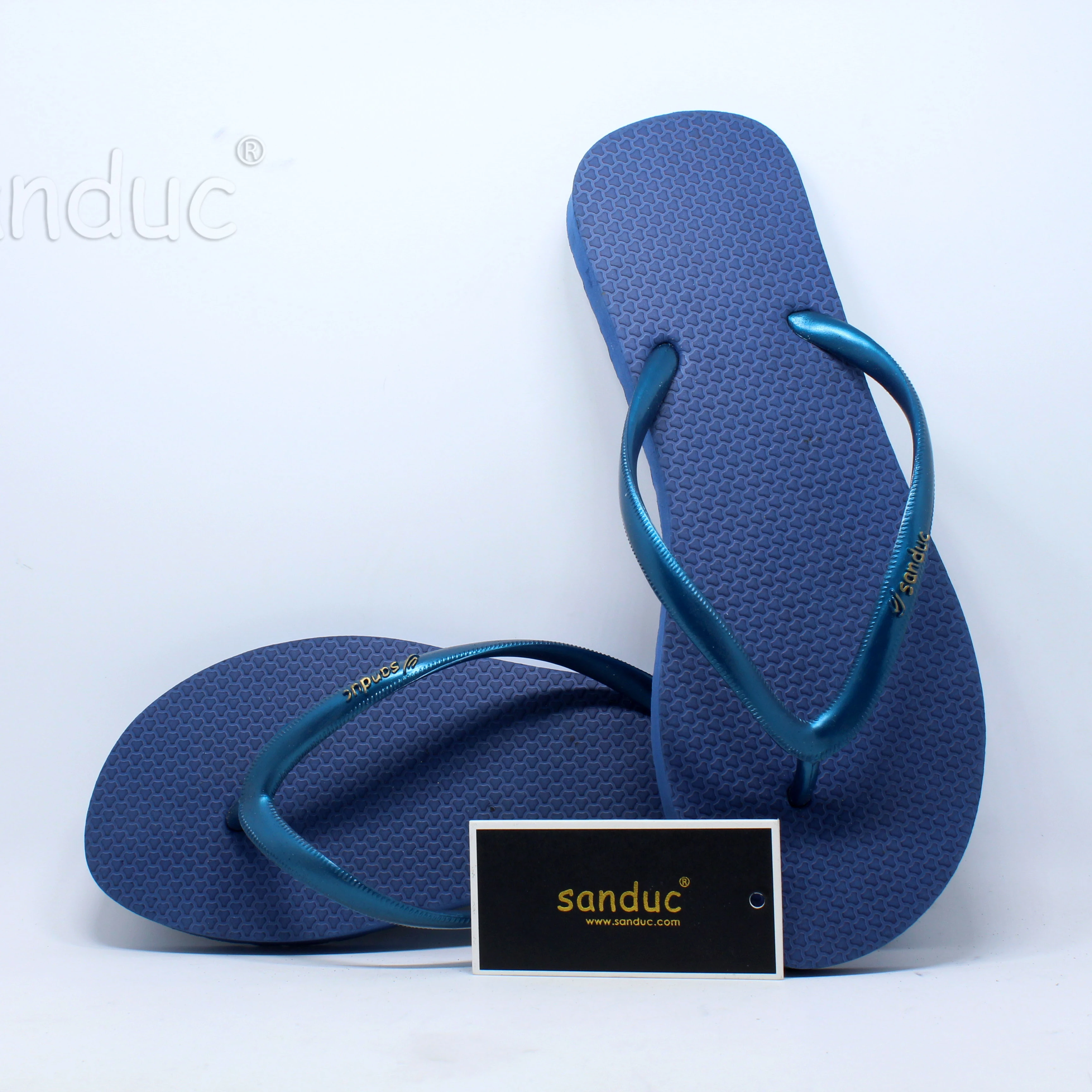 Wholesale High Quality Stylish Rubber thongs Outdoor Beach Flip Flop shoes custom women slipper