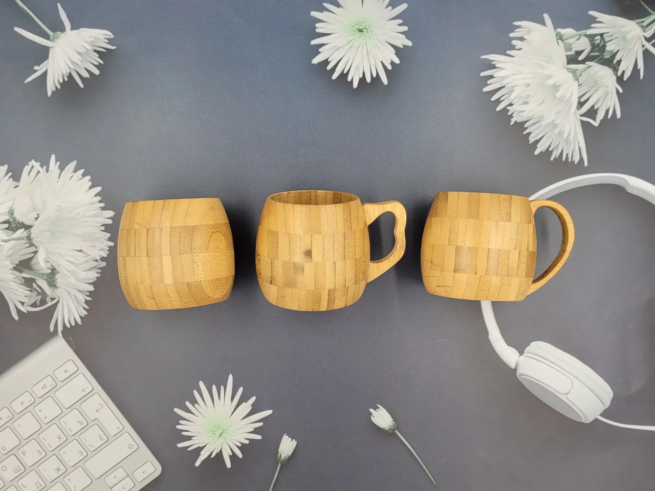 Bamboo cup with handle