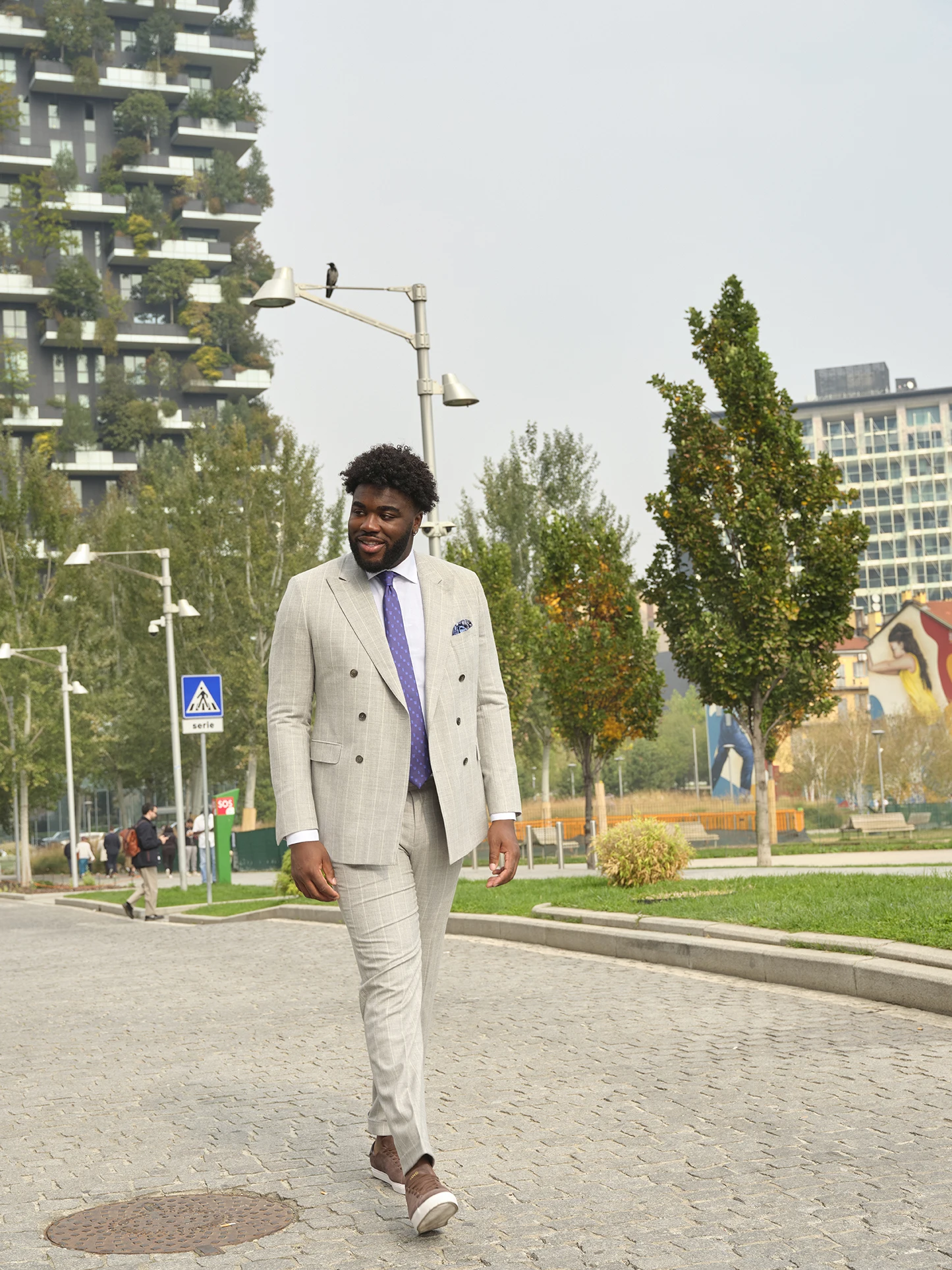 100% Made In Italy Breathable Two Button Suit High Twisted Lightweight Tropical Navy Man Ready To Wear For Graduation Day