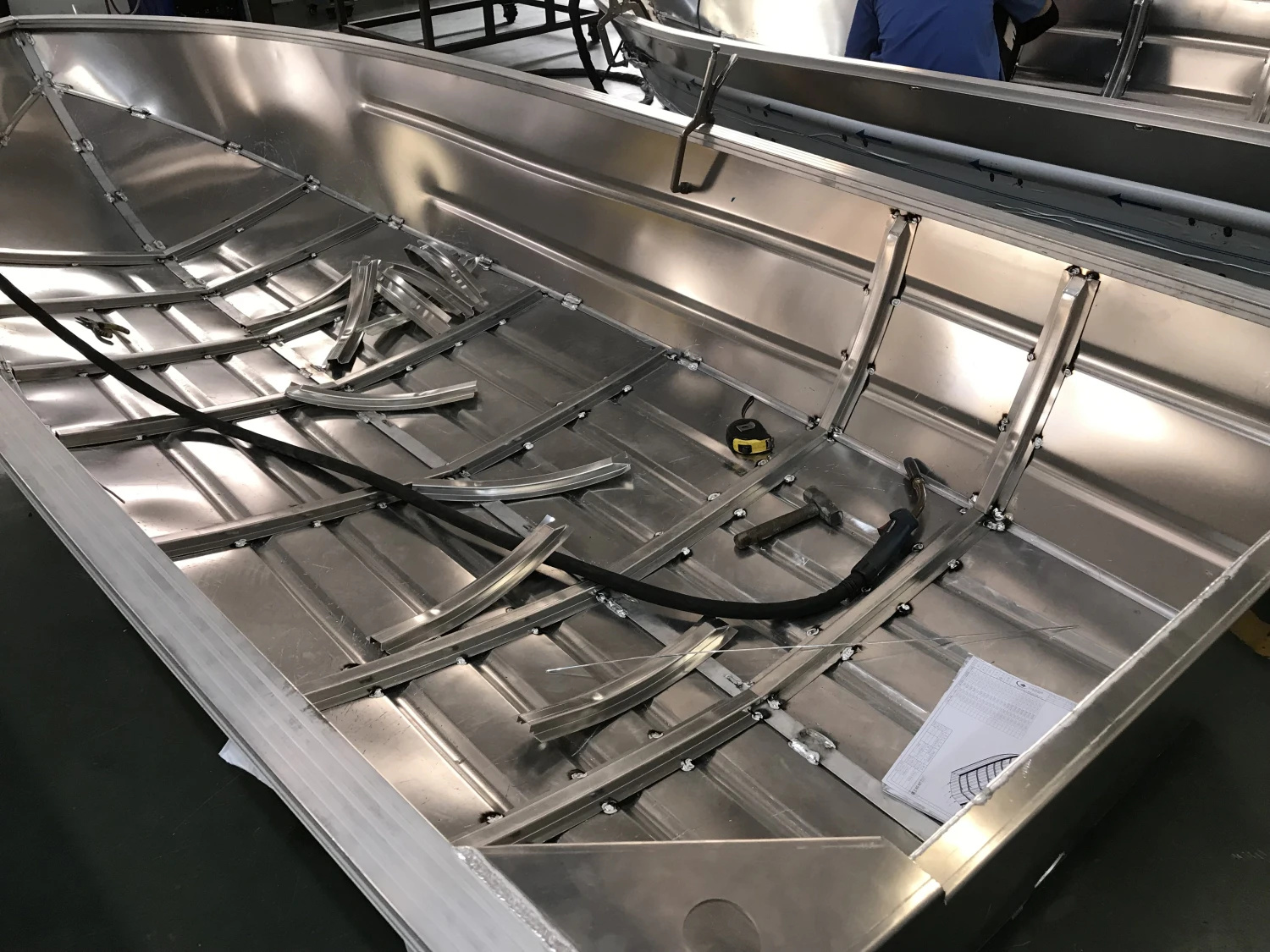 2022 Kinocean Mini Yacht New Central Console Aluminum Fishing Boat with Outboard Engine Diesel Fuel Type