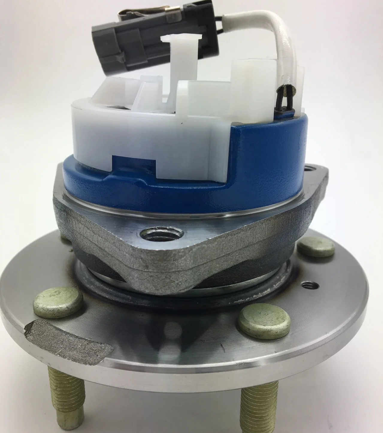 Auto Wheel Bearing 713644870 713644880 HA590186 10345966 Front Axle Wheel Hub Bearings For Opel ,Pontiac and Saturn